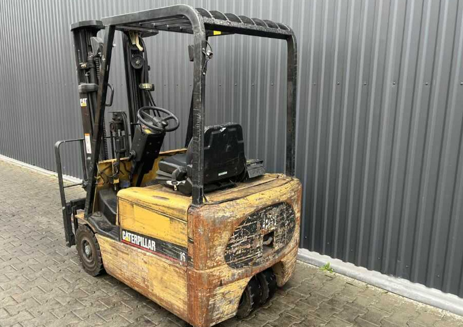 CAT Lift Trucks EP16KT - Elektrický vysokozdvižný vozík: obrázok 3 CAT Lift Trucks EP16KT - Elektrický vysokozdvižný vozík: obrázok 3