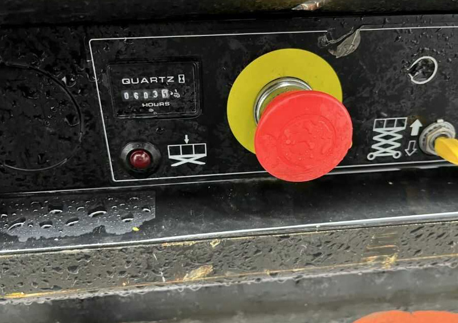 JLG 4045R - Samohybná plošiny: obrázok 5 JLG 4045R - Samohybná plošiny: obrázok 5