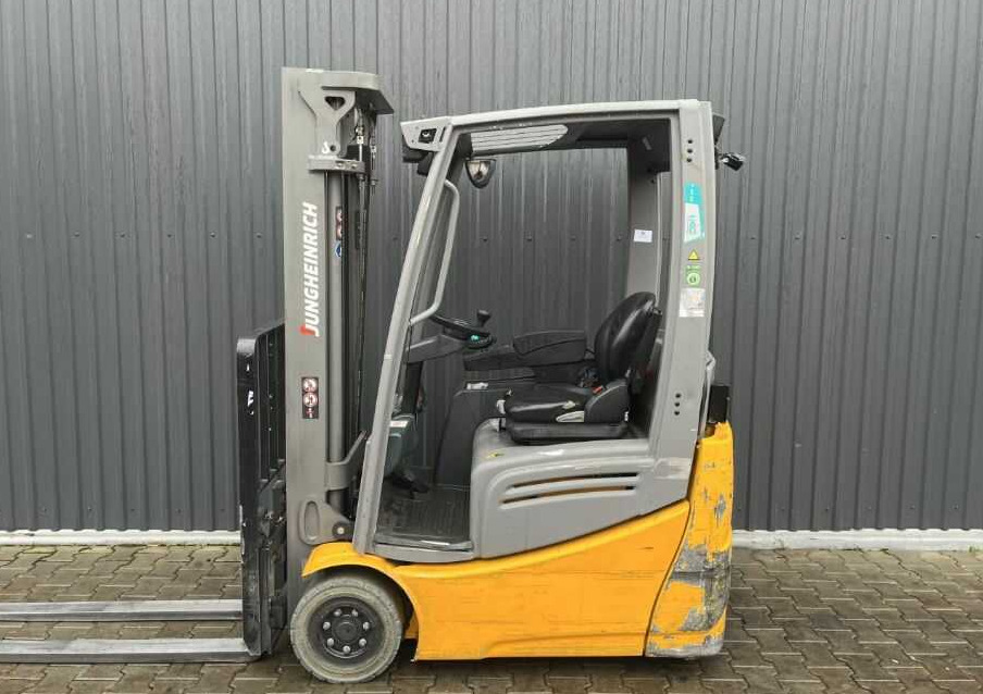 Jungheinrich EFG215 - Elektrický vysokozdvižný vozík: obrázok 2 Jungheinrich EFG215 - Elektrický vysokozdvižný vozík: obrázok 2