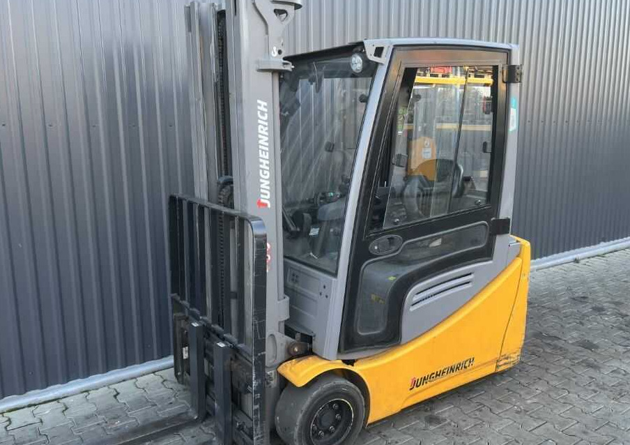 Jungheinrich EFG220 - Elektrický vysokozdvižný vozík: obrázok 1 Jungheinrich EFG220 - Elektrický vysokozdvižný vozík: obrázok 1