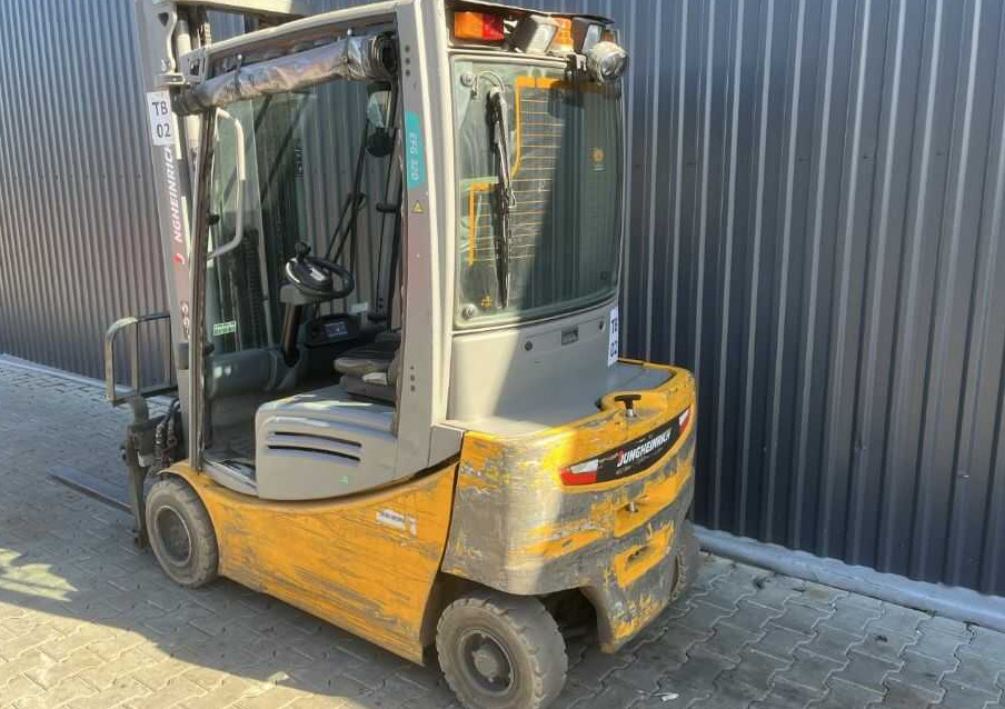 Jungheinrich EFG320 - Elektrický vysokozdvižný vozík: obrázok 3 Jungheinrich EFG320 - Elektrický vysokozdvižný vozík: obrázok 3