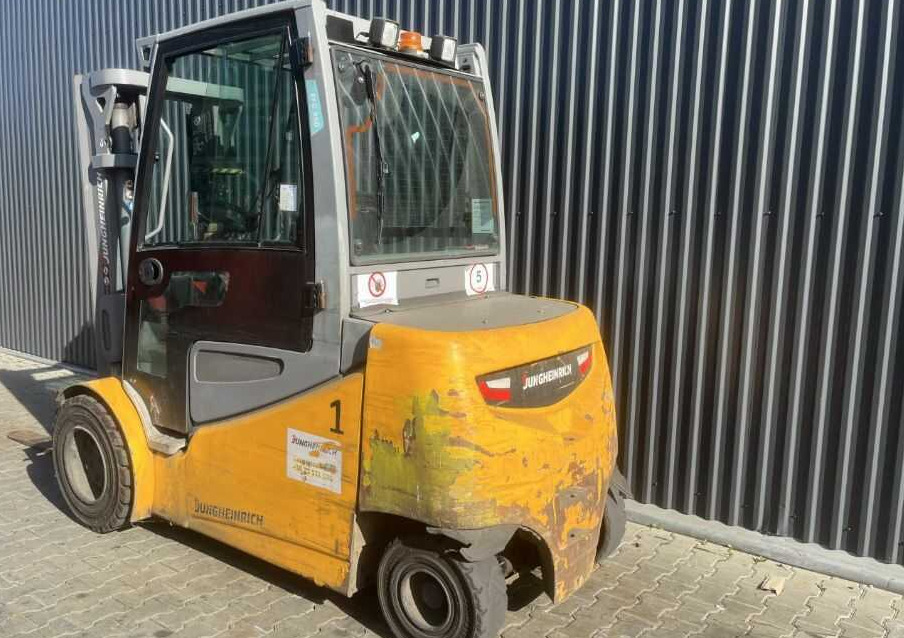 Jungheinrich EFG550 - Elektrický vysokozdvižný vozík: obrázok 3 Jungheinrich EFG550 - Elektrický vysokozdvižný vozík: obrázok 3