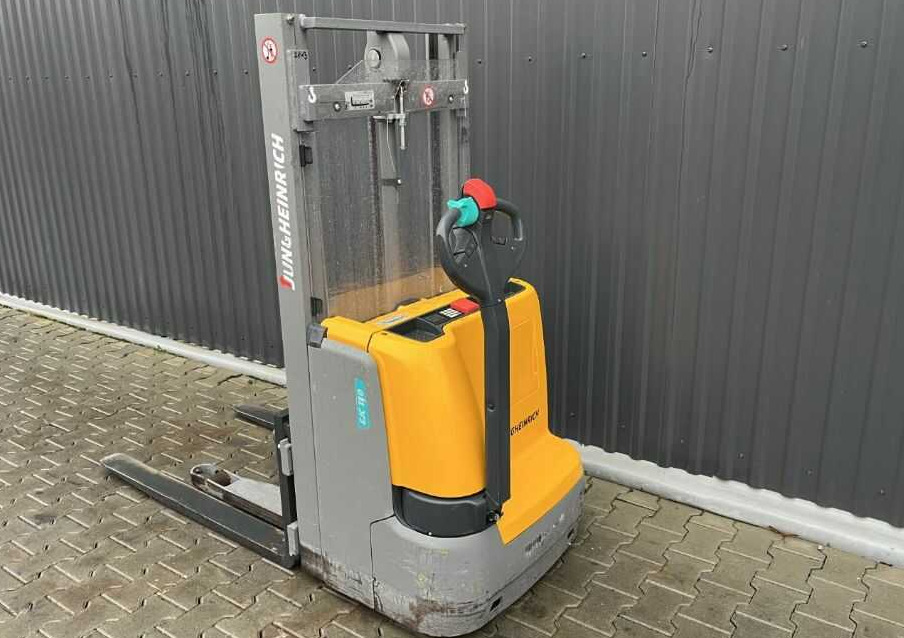 Jungheinrich EJC110 - Stohovač: obrázok 3 Jungheinrich EJC110 - Stohovač: obrázok 3