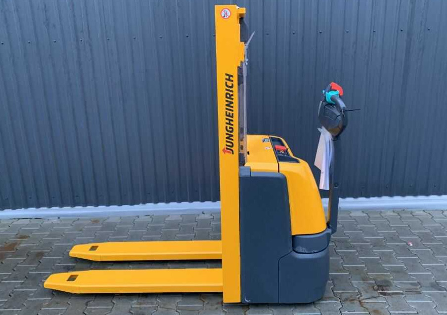 Jungheinrich EJC110 - Stohovač: obrázok 2 Jungheinrich EJC110 - Stohovač: obrázok 2