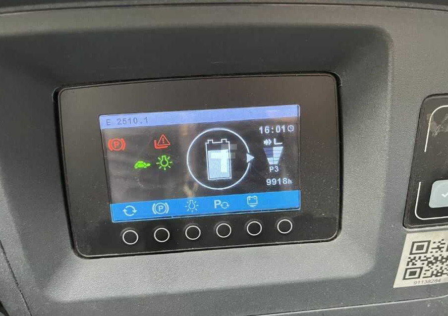 Jungheinrich ETV318 - Skladový zakladač: obrázok 5 Jungheinrich ETV318 - Skladový zakladač: obrázok 5