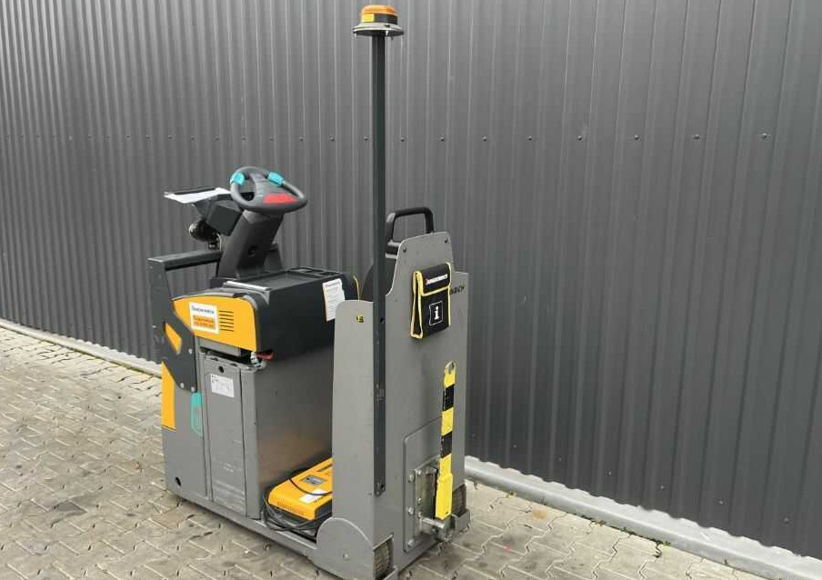Jungheinrich EZS130 - Elektricky tahač: obrázok 1 Jungheinrich EZS130 - Elektricky tahač: obrázok 1