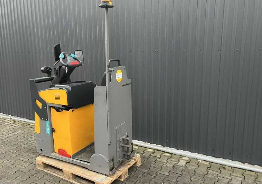 Jungheinrich EZS130 - Elektricky tahač: obrázok 3 Jungheinrich EZS130 - Elektricky tahač: obrázok 3