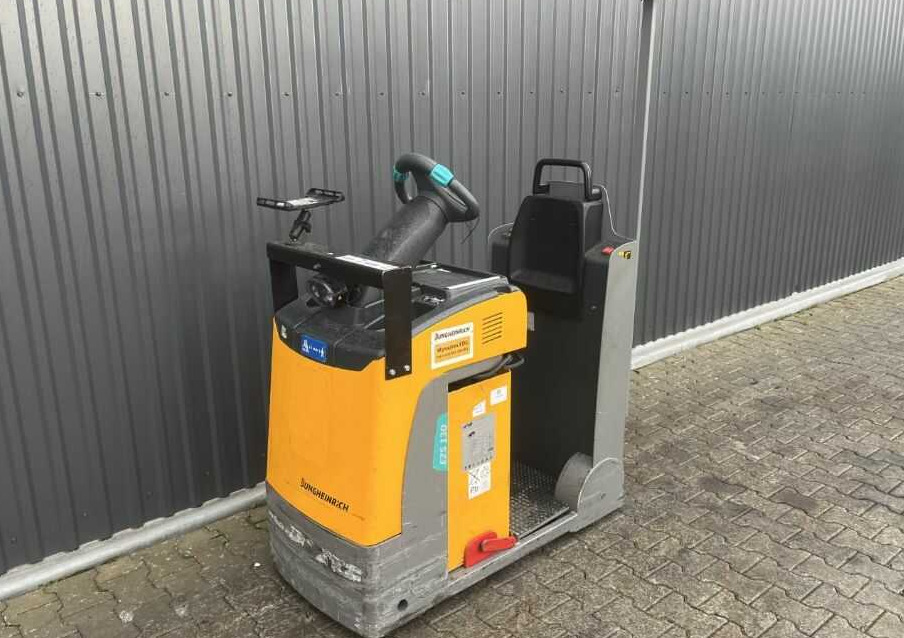 Jungheinrich EZS130 - Elektricky tahač: obrázok 1 Jungheinrich EZS130 - Elektricky tahač: obrázok 1