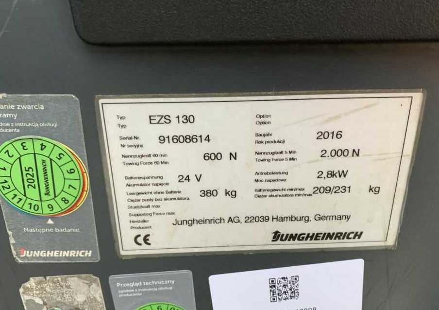 Jungheinrich EZS130 - Elektricky tahač: obrázok 4 Jungheinrich EZS130 - Elektricky tahač: obrázok 4