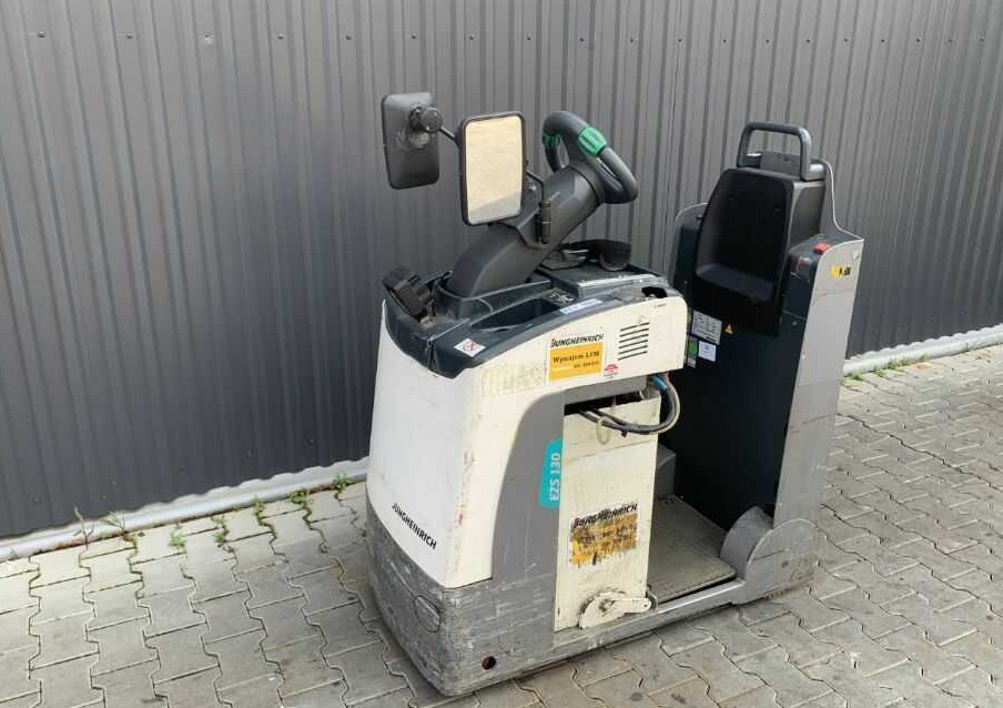 Jungheinrich EZS130 - Elektricky tahač: obrázok 1 Jungheinrich EZS130 - Elektricky tahač: obrázok 1