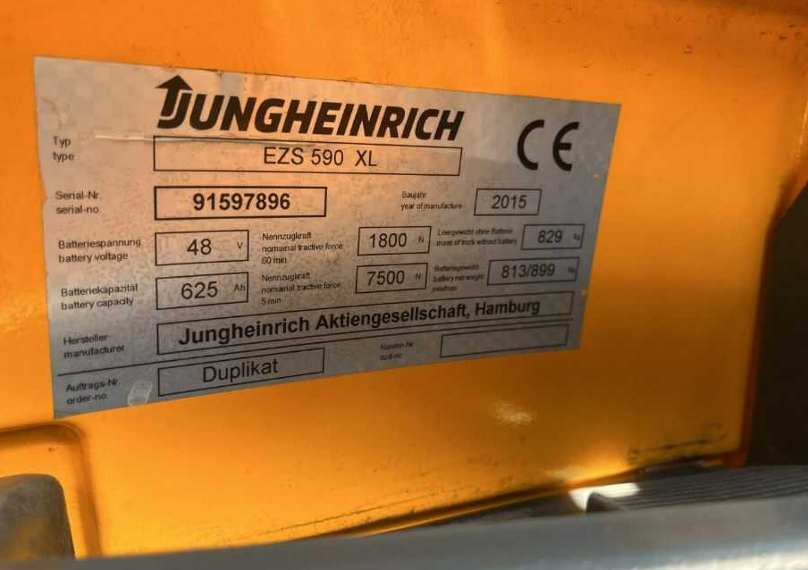 Jungheinrich EZS590 - Elektricky tahač: obrázok 4 Jungheinrich EZS590 - Elektricky tahač: obrázok 4