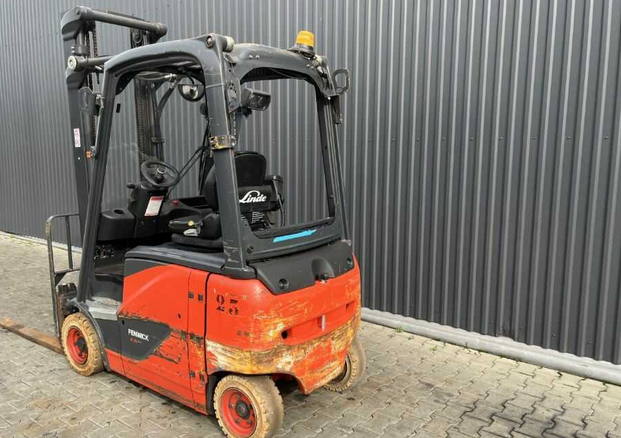 Linde E16PH-02 - Elektrický vysokozdvižný vozík: obrázok 3 Linde E16PH-02 - Elektrický vysokozdvižný vozík: obrázok 3