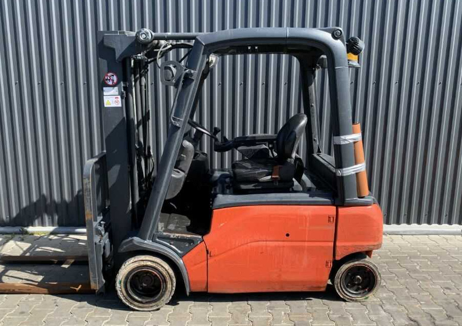 Linde E20PL-01 - Elektrický vysokozdvižný vozík: obrázok 2 Linde E20PL-01 - Elektrický vysokozdvižný vozík: obrázok 2