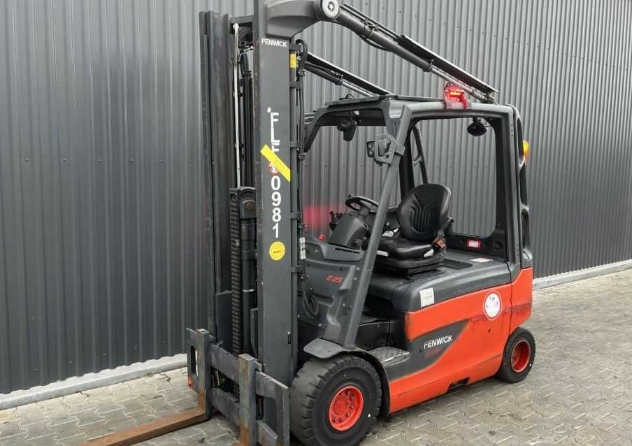 Linde E25L-01 - Elektrický vysokozdvižný vozík: obrázok 1 Linde E25L-01 - Elektrický vysokozdvižný vozík: obrázok 1