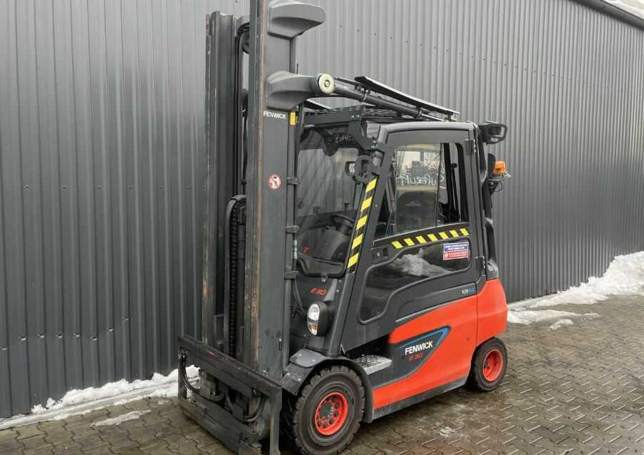 Linde E30-01 - Elektrický vysokozdvižný vozík: obrázok 1 Linde E30-01 - Elektrický vysokozdvižný vozík: obrázok 1