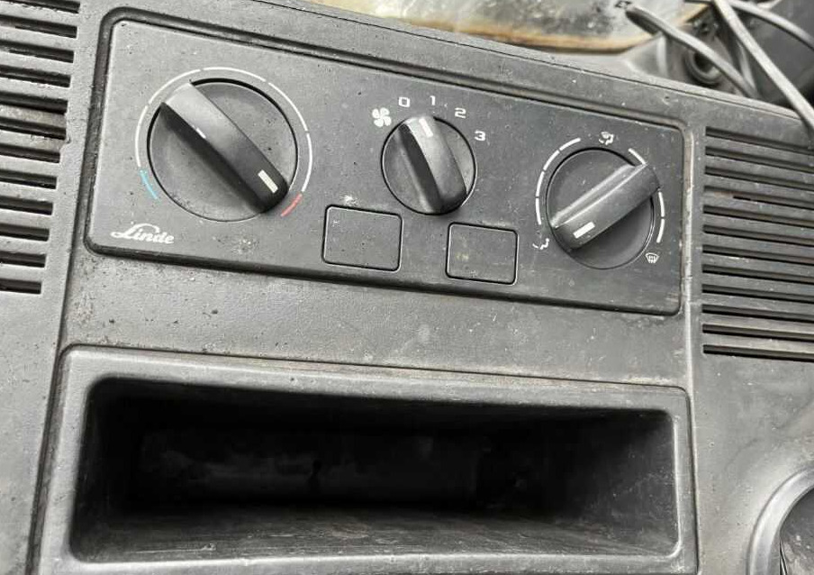 Linde E35HL-01 - Elektrický vysokozdvižný vozík: obrázok 5 Linde E35HL-01 - Elektrický vysokozdvižný vozík: obrázok 5