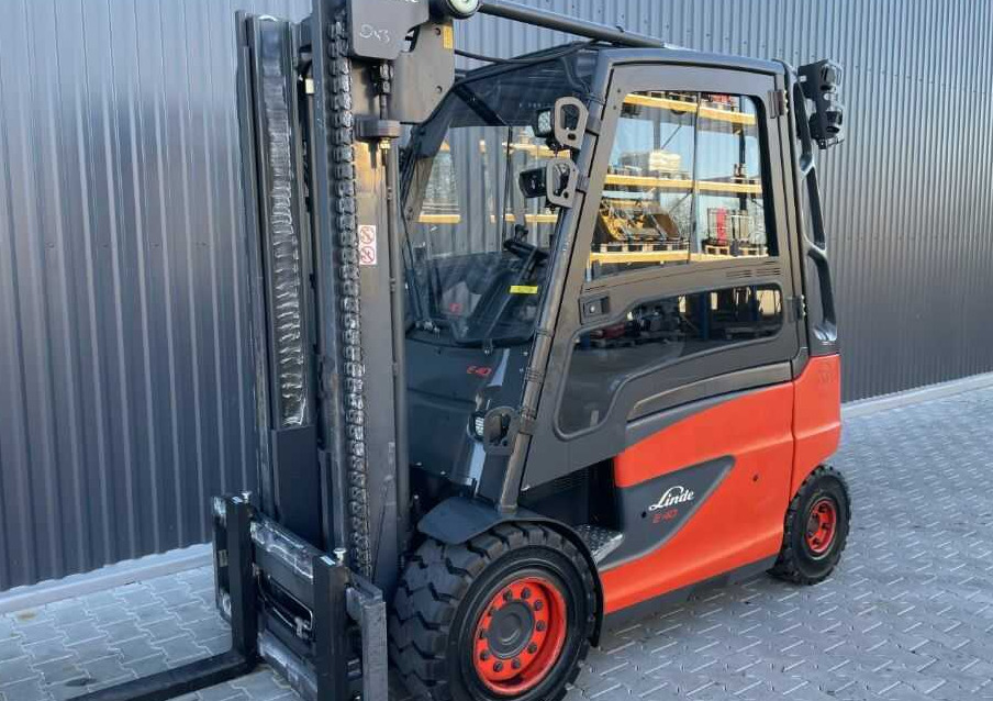 Linde E40H-01/600 - Elektrický vysokozdvižný vozík: obrázok 2 Linde E40H-01/600 - Elektrický vysokozdvižný vozík: obrázok 2