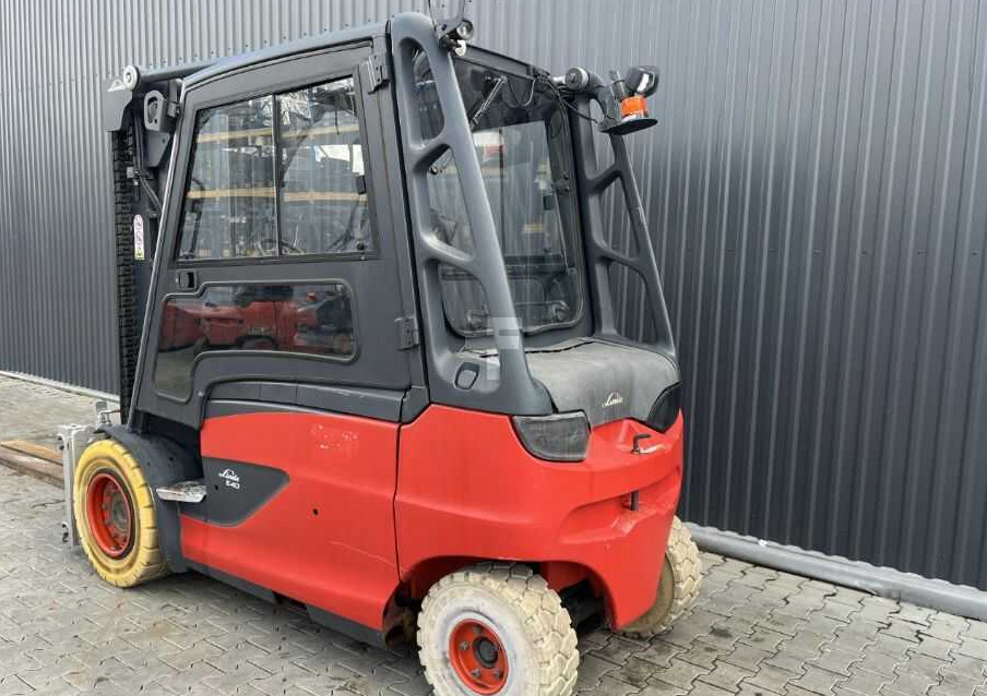 Linde E40HL-01/600 - Elektrický vysokozdvižný vozík: obrázok 3 Linde E40HL-01/600 - Elektrický vysokozdvižný vozík: obrázok 3