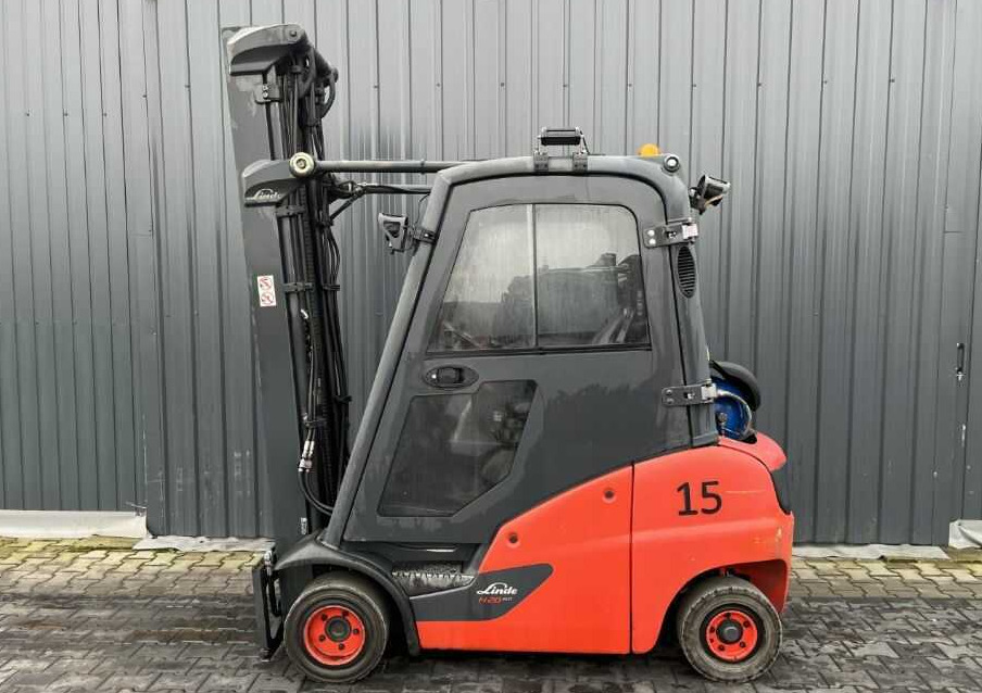 Linde H20T-01 - Plynový vysokozdvižný vozík: obrázok 2 Linde H20T-01 - Plynový vysokozdvižný vozík: obrázok 2