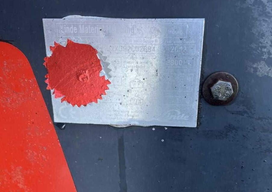 Linde H25D-01 - Dieselový vysokozdvižný vozík: obrázok 4 Linde H25D-01 - Dieselový vysokozdvižný vozík: obrázok 4