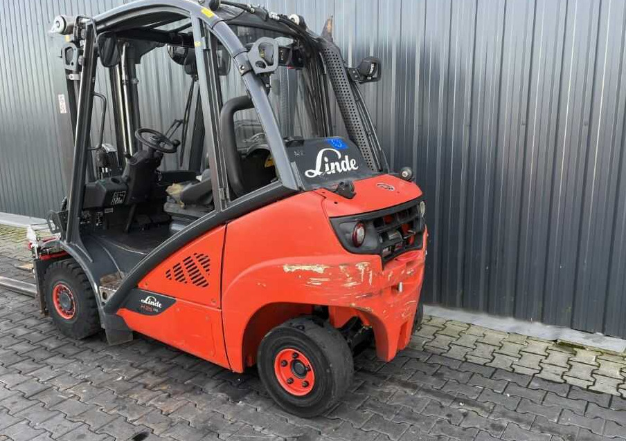 Linde H25T-02 - Plynový vysokozdvižný vozík: obrázok 3 Linde H25T-02 - Plynový vysokozdvižný vozík: obrázok 3
