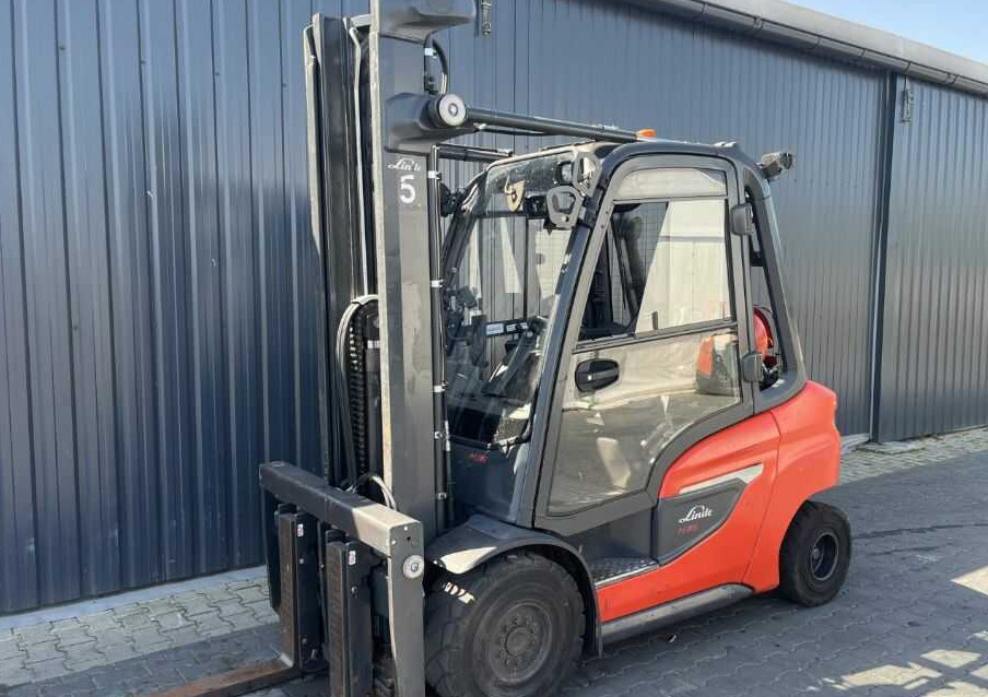 Linde H35T-01 - Plynový vysokozdvižný vozík: obrázok 1 Linde H35T-01 - Plynový vysokozdvižný vozík: obrázok 1