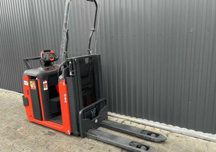 Linde N20CD - Vychystávací vozík: obrázok 3 Linde N20CD - Vychystávací vozík: obrázok 3