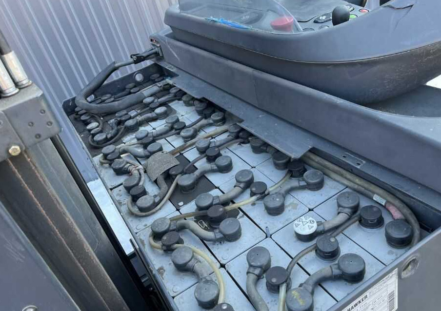 Linde R14 - Skladový zakladač: obrázok 5 Linde R14 - Skladový zakladač: obrázok 5