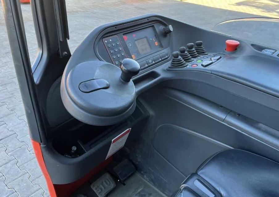 Linde R16HD-01 - Skladový zakladač: obrázok 5 Linde R16HD-01 - Skladový zakladač: obrázok 5