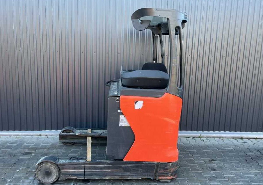 Linde R16HD-01 - Skladový zakladač: obrázok 2 Linde R16HD-01 - Skladový zakladač: obrázok 2