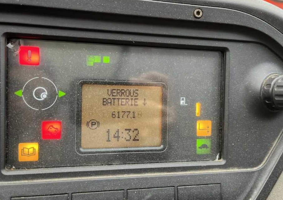 Linde R16HD-01 - Skladový zakladač: obrázok 5 Linde R16HD-01 - Skladový zakladač: obrázok 5