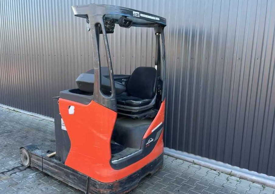 Linde R16HD-01 - Skladový zakladač: obrázok 3 Linde R16HD-01 - Skladový zakladač: obrázok 3