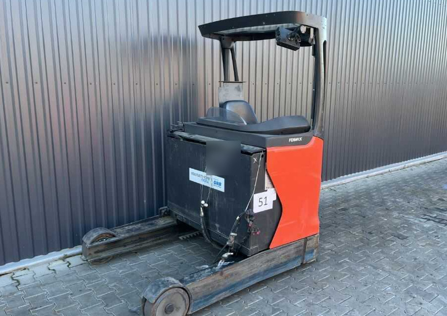 Linde R16HD-01 - Skladový zakladač: obrázok 1 Linde R16HD-01 - Skladový zakladač: obrázok 1