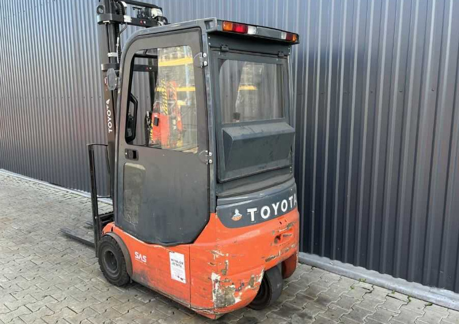 Toyota 7FBEST13 - Elektrický vysokozdvižný vozík: obrázok 3 Toyota 7FBEST13 - Elektrický vysokozdvižný vozík: obrázok 3