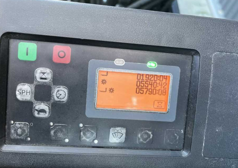Toyota 8FBMT40 - Elektrický vysokozdvižný vozík: obrázok 5 Toyota 8FBMT40 - Elektrický vysokozdvižný vozík: obrázok 5