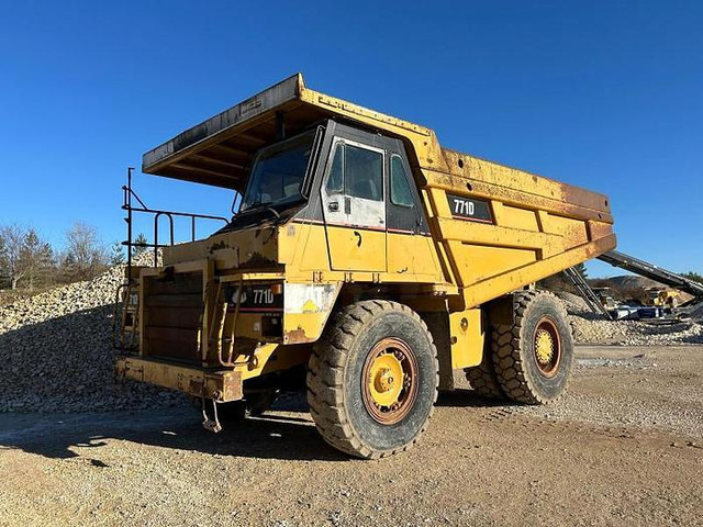 Caterpillar 771D - Damper: obrázok 4 Caterpillar 771D - Damper: obrázok 4