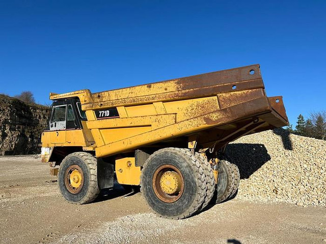 Caterpillar 771D - Damper: obrázok 5 Caterpillar 771D - Damper: obrázok 5