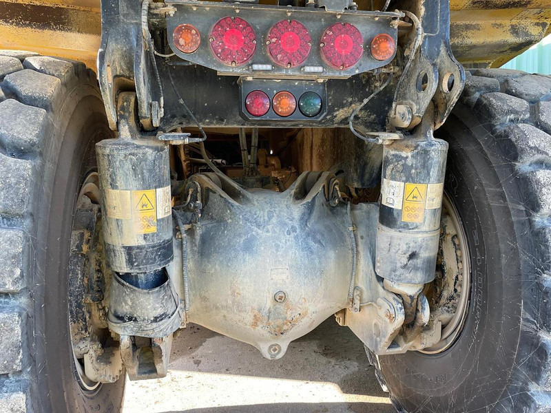 Komatsu HD465-8 - Damper: obrázok 4 Komatsu HD465-8 - Damper: obrázok 4