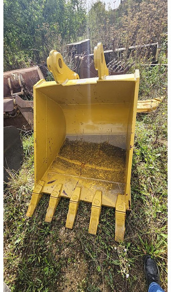 Komatsu PC200 - Lyžica: obrázok 1 Komatsu PC200 - Lyžica: obrázok 1