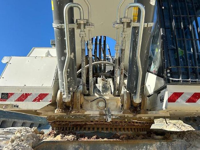 Liebherr R9100 - Rýpadlo: obrázok 4 Liebherr R9100 - Rýpadlo: obrázok 4