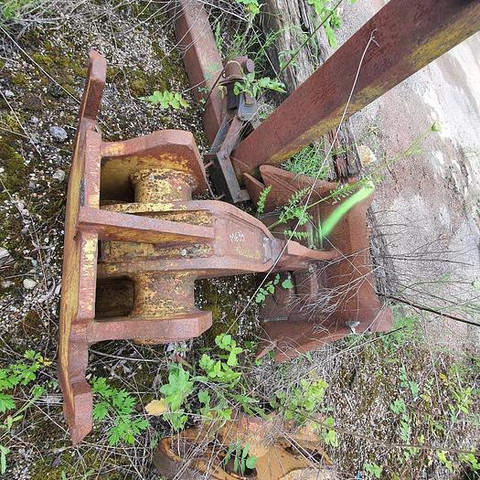 Dent à dessoucher 15-25 tonnes - Stavebné stroje: obrázok 1 Dent à dessoucher 15-25 tonnes - Stavebné stroje: obrázok 1