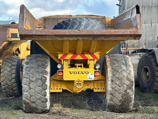 Volvo A 25 B - Ťahačový kĺbový damper: obrázok 5 Volvo A 25 B - Ťahačový kĺbový damper: obrázok 5