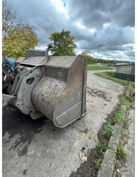 Volvo L150H - Kolesový nakladač: obrázok 5 Volvo L150H - Kolesový nakladač: obrázok 5