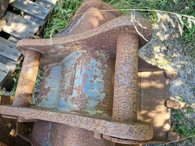 Volvo S45 - Lyžica: obrázok 2 Volvo S45 - Lyžica: obrázok 2