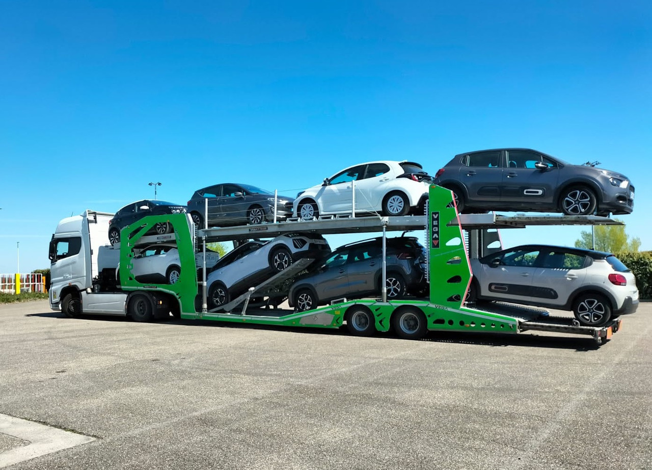 Car Carrier  - Náves prepravník áut: obrázok 2 Car Carrier  - Náves prepravník áut: obrázok 2
