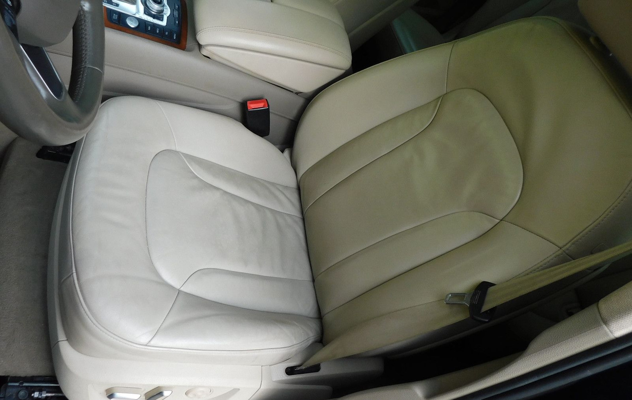 Audi Q7 3.0TFSI 7-Sitzer perfect for UA Export - SUV: obrázok 4 Audi Q7 3.0TFSI 7-Sitzer perfect for UA Export - SUV: obrázok 4