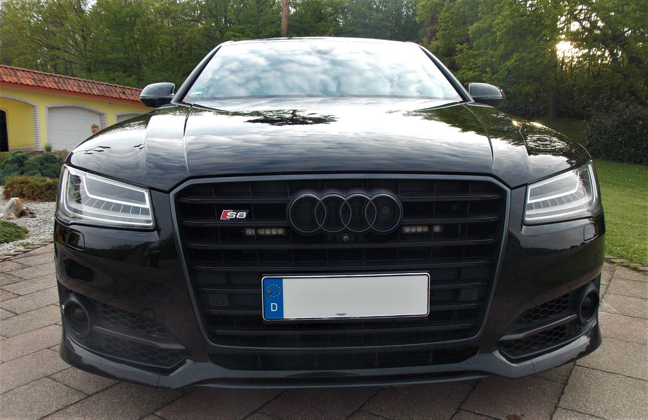 Audi S8 plus original ABT 519kW 320km/h mit 22 Zoll - Sedan: obrázok 4 Audi S8 plus original ABT 519kW 320km/h mit 22 Zoll - Sedan: obrázok 4
