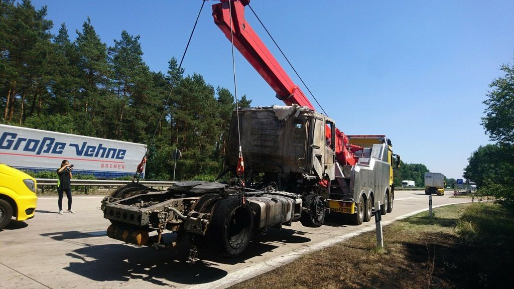 Mercedes-Benz Arocs 8x8 4153 G&G Wrecker Mercedes-Benz Arocs 8x8 4153 G&G Wrecker - Odťahovy voz: obrázok 4 Mercedes-Benz Arocs 8x8 4153 G&G Wrecker Mercedes-Benz Arocs 8x8 4153 G&G Wrecker - Odťahovy voz: obrázok 4