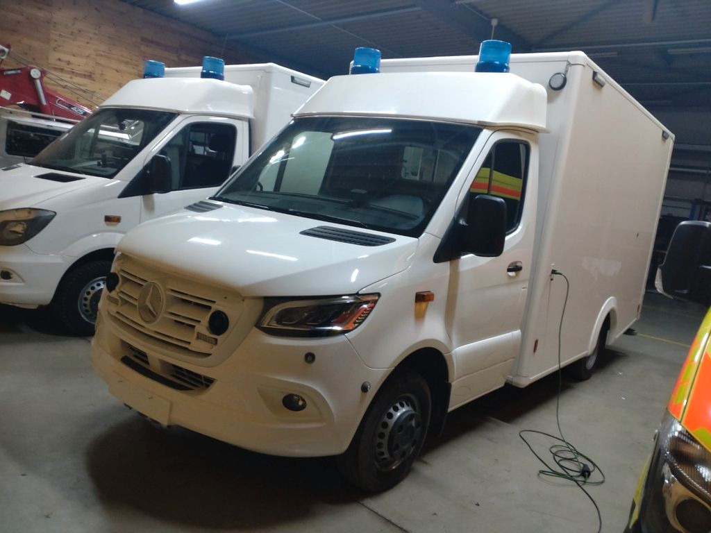 Mercedes-Benz RTW / Tierrettung / Tierarzt / OP Mercedes-Benz RTW / Tierrettung / Tierarzt / OP - Sanitka: obrázok 1 Mercedes-Benz RTW / Tierrettung / Tierarzt / OP Mercedes-Benz RTW / Tierrettung / Tierarzt / OP - Sanitka: obrázok 1