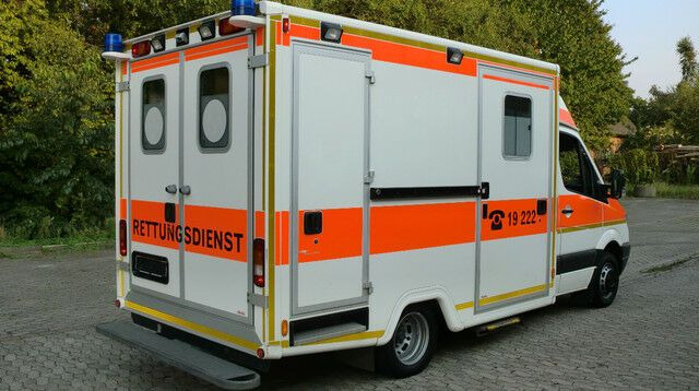 Mercedes-Benz Sprinter 516 CDI /on Stock / Mercedes-Benz Sprinter 516 CDI /on Stock / - Sanitka: obrázok 4 Mercedes-Benz Sprinter 516 CDI /on Stock / Mercedes-Benz Sprinter 516 CDI /on Stock / - Sanitka: obrázok 4